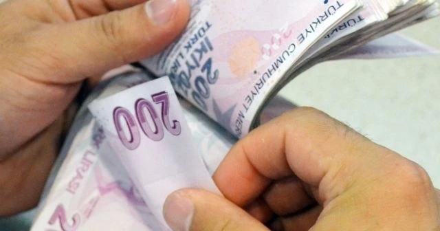 İstanbul Vergi dairesinde görevli bir müfettiş rüşvet alırken suçüstü yakalandı