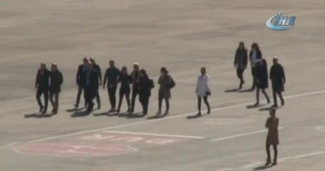 Uçak kazasında ölen Mina Başaran'ın cenazesini nişanlısı almaya böyle gitti