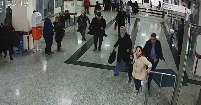 Yere düşen hastayı canlı bomba sandılar