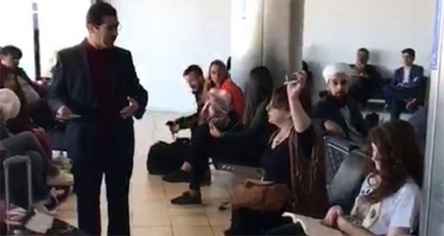 Atatürk Havalimanı'nda sarıklı şahsa çirkin saldırı