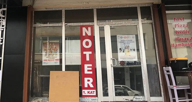 Kapıları kırarak Noter ve SGK binasına girdiler