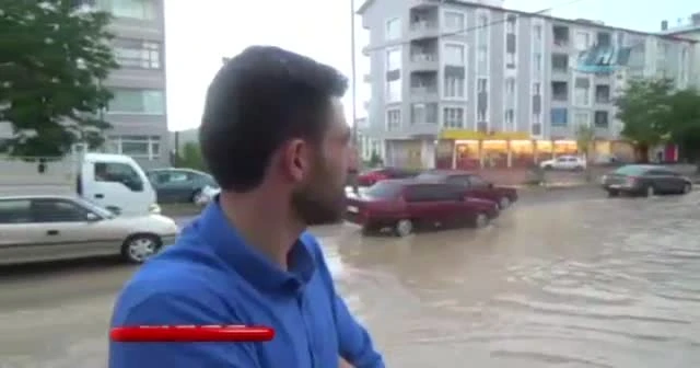 Sivas'ta cadde ve sokaklar göle döndü