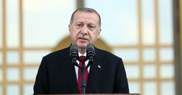 Tarihi güne görkemli tören