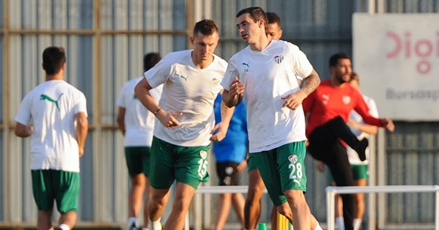 Bursaspor’da Stancu yeniden takıma döndü