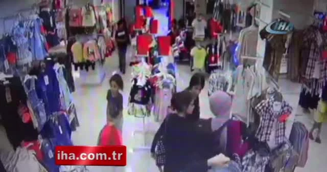 Kadın hırsızlar, alışveriş yapmaya gelen genç kadını soydu!