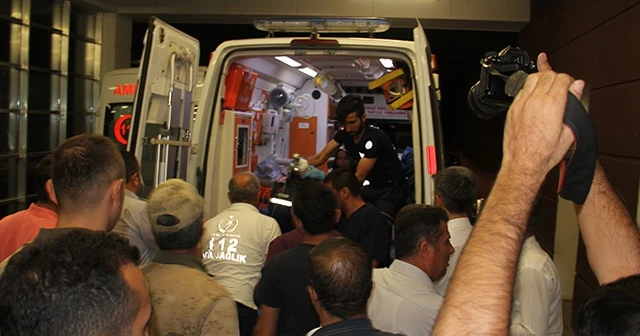 Terör örgütü iş makinelerini yaktı