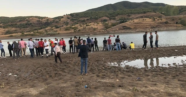 Balık tutmaya giden genç, nehirde boğuldu