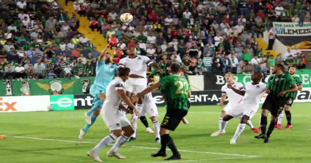 Beşiktaş güldü, Akhisar üzüldü