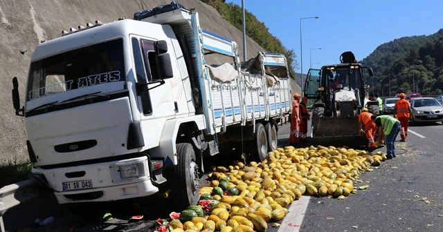 Bolu’da, TEM Otoyolu’nda zincirleme kaza: 2 yaralı