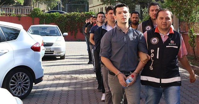 FETÖ operasyonunda gözaltına alınan askerler adliyeye sevk edildi