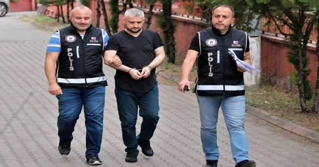 FETÖ şüphelisi yurt dışına kaçmaya çalışırken yakalandı