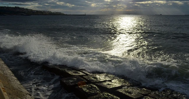 Marmara’da fırtına devam ediyor