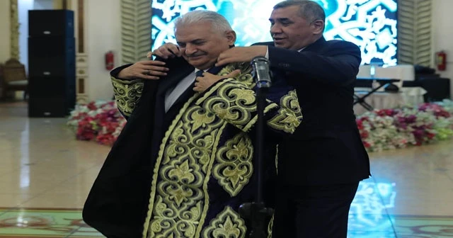 TBMM Başkanı Yıldırım, onuruna verilen akşam yemeğine katıldı