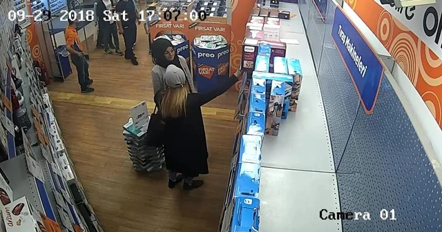 İşyerinden hırsızlık olaylarının şüphelileri Uşak’ta yakayı ele verdi