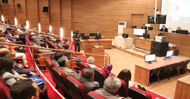 Önce simit dağıttırdı, sonra uzlaştı