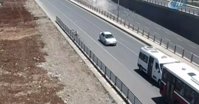 Taksi ile otobüs çarpışmış, 2 kişi hayatını kaybetmişti... O kazanın güvenlik kamera görüntüleri ortaya çıktı