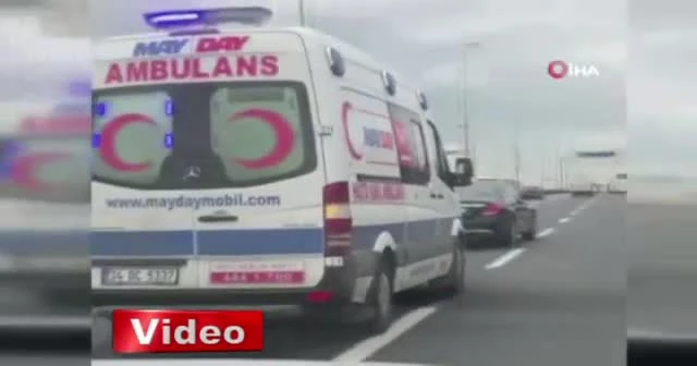 Ambulansa yol vermemek için yaptıkları bu kadarına da pes dedirtti
