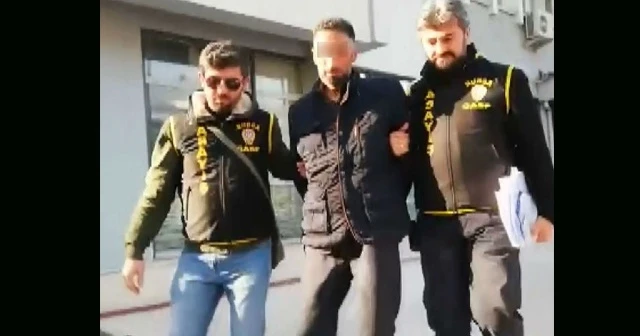 Bıçaklı gasp kamerada