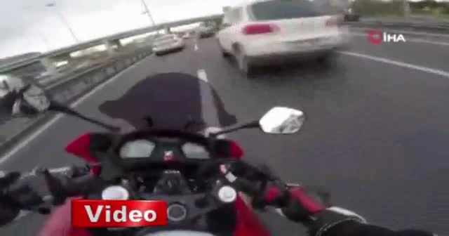E-5'te trafiği birbirine kattı, sosyal medyadan paylaştı