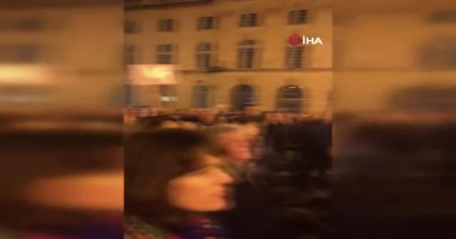 Fransa, Yahudi düşmanlığına karşı yürüyor