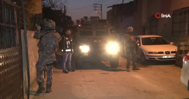 Adana'da HDP'ye PKK operasyonu