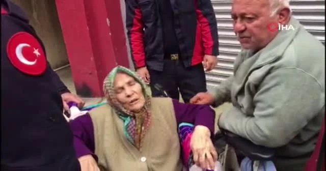 Aylardır görüşemeyen engelli anne ve oğlunu, Cankur ekipleri buluşturdu