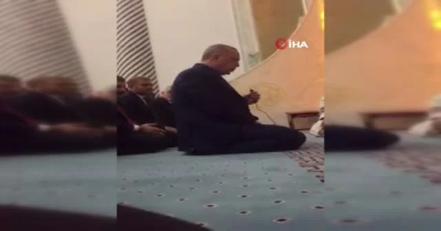 Cumhurbaşkanı Erdoğan İskenderun’da Kuran-ı Kerim okudu