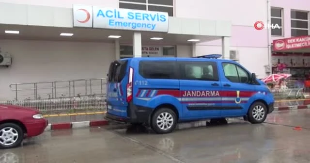 Mersin’de işçileri taşıyan minibüs kaza yaptı: 4 yaralı