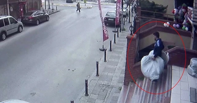 Site otoparkından lastik hırsızlığı
