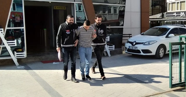 Tuvalet penceresinden girdiği marketten 17 bin TL çaldı