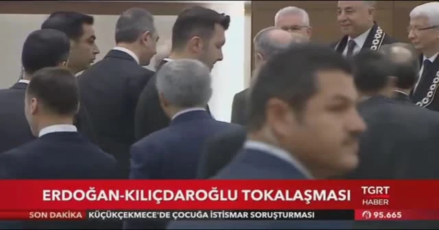 Cumhurbaşkanı Erdoğan ve Kılıçdaroğlu tokalaştı