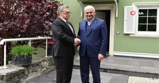 Binali Yıldırım’dan, Mesut Yılmaz’a geçmiş olsun ziyareti