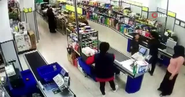 Çocuğa, 'Kadın mısın erkek misin' dayağı atan kadın yerel sanatçı çıktı