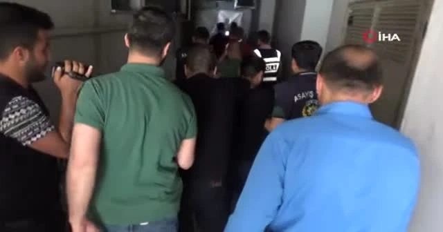 Esnafı 200 bin lira dolandırdılar