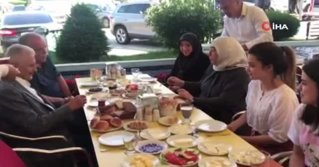 Binali Yıldırım İstanbul'dan ayrıldı