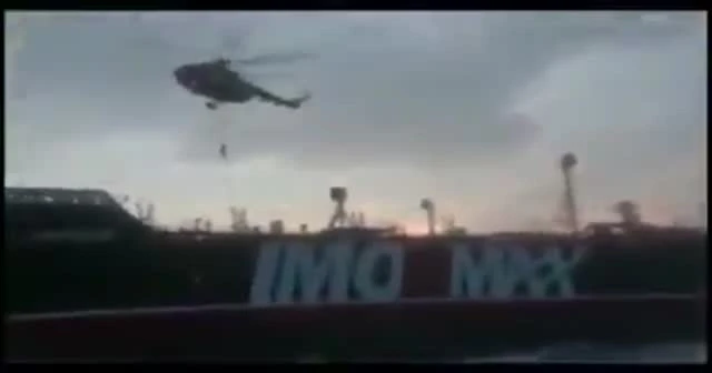 İran, İngiltere'ye ait tankere müdahale anının görüntülerini yayımladı