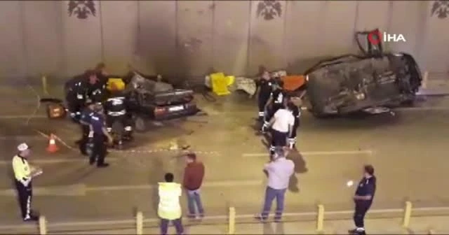 Konya'da iki otomobil çarpıştı: 7 ölü