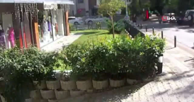 Çaldıkları paralarla alışveriş yapmışlar: O anlar kamerada