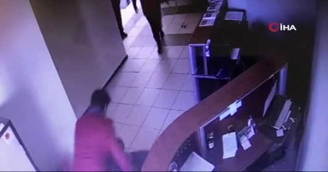 Aile sağlığı merkezinde dehşet anları kamerada