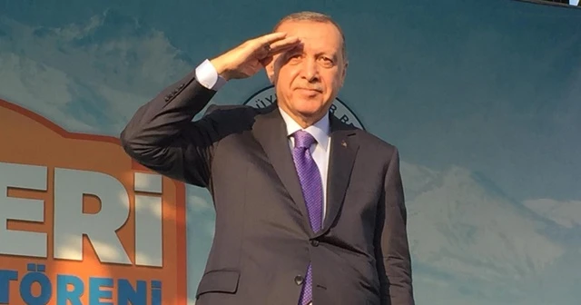 Cumhurbaşkanı Erdoğan'dan asker selamı