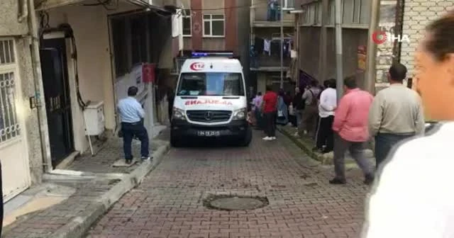 Depremde hasar gören evine yıkım kararı verilince intihara kalkıştı