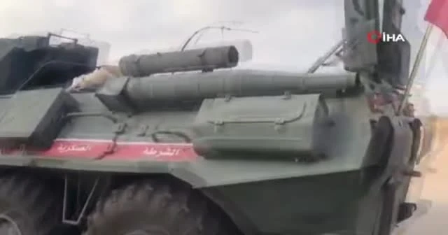 Rus polisi Kamışlı'da devriye attı