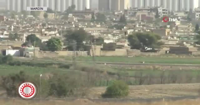 Terör örgütü YPG gazetecilere saldırdı