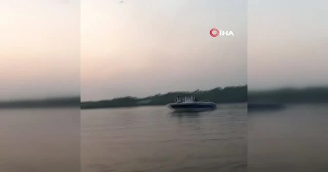 Akrobasi uçağının düştüğü anlar kamerada