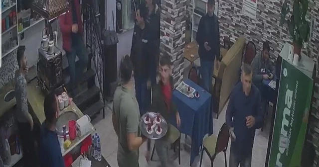 Deprem Balıkesir'de kameralara böyle yansıdı