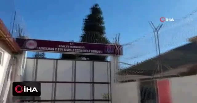 Depremde hasar gören cezaevi boşaltılıyor