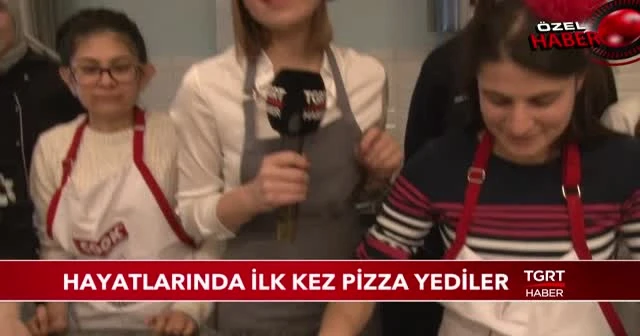 Hayatlarında hiç pizza yemediler