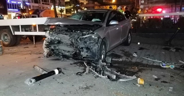 Bağdat Caddesi'nde feci kaza: 1 kişi ağır yaralandı