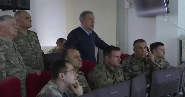Bakan Akar ve Komutanlar sıfır noktasında