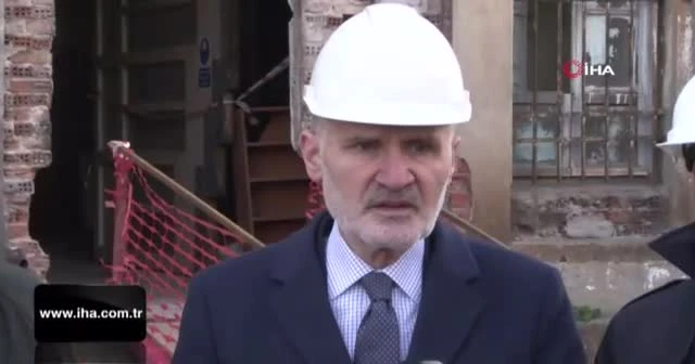 Denize doğru kayan Liman Han'ın ön cephesi askıya alındı